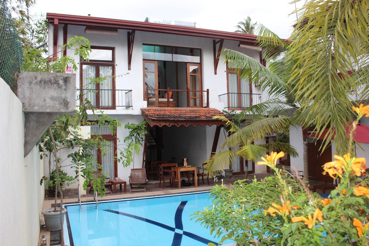 Villa Kapuru Negombo Exterior photo